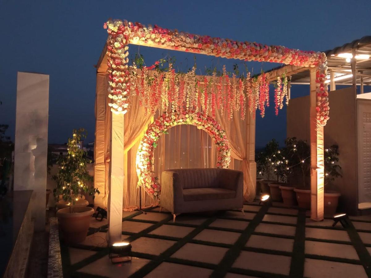 Hotel Mirana , Tinsukia Bagian luar foto