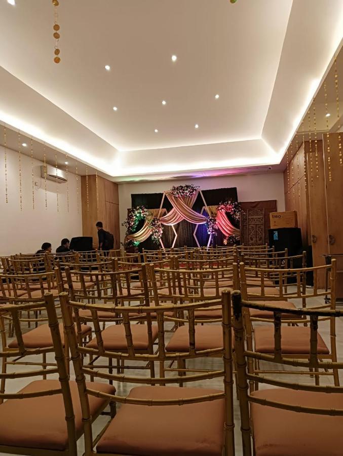 Hotel Mirana , Tinsukia Bagian luar foto